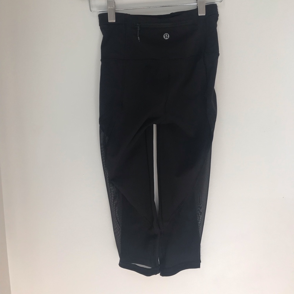 Lululemon mesh midi leggings